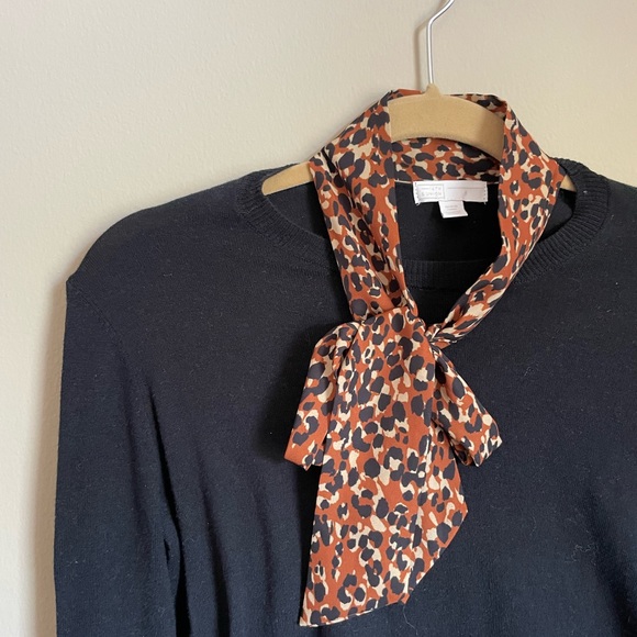 14th & Union Black Leopard Print Pussybow Tie Crew Neck Pullover Sweater - Picture 2 of 4